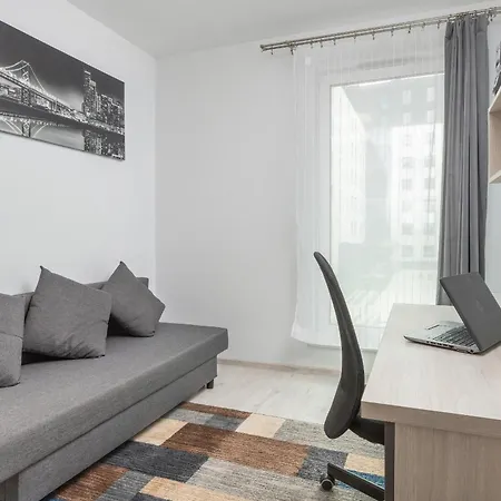 Harmonia Oliwska 25 With Balcony By Renters Apartament Gdańsk